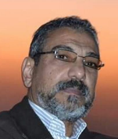 الكاتب الصحفى محمد خليفة