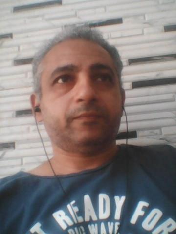 المخرج الكبير باسم شاهين