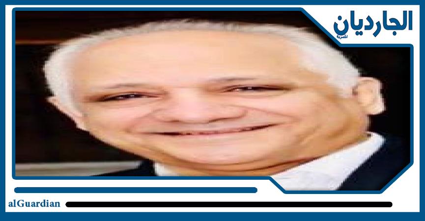 الكاتب الصحفى عاطف دعبس