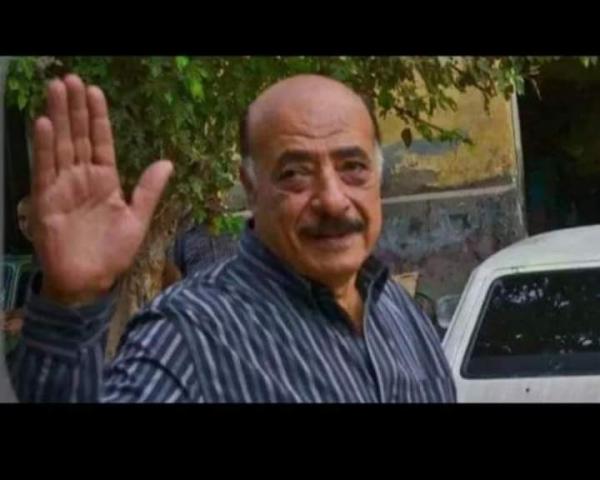 الفنان فايق عزب