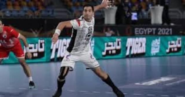 احمد الاحمر نجم منتخب مصر لكرة اليد