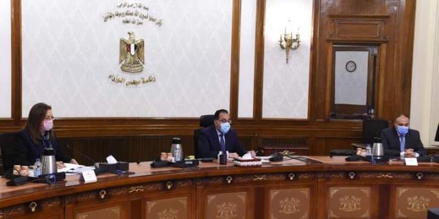 الدكتور مدبولى خلال مناقشة المشروع القومى لتنمية الاسرة المصرية