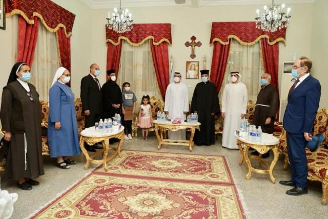سفير الإمارات لدى القاهرة يزور مطرانية طيبة للأقباط الكاثوليك