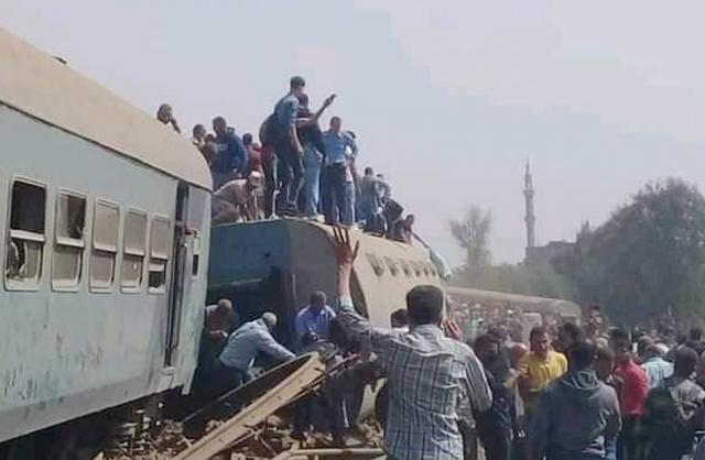قطار القاهرة المنصورة بعد الحادث