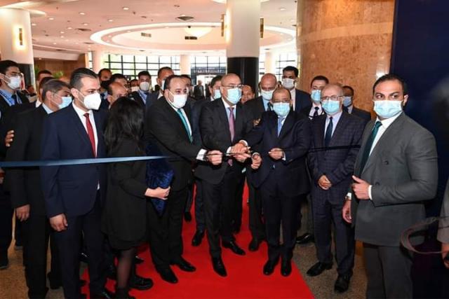 وزيرا الإسكان والتنمية المحلية يفتتحان معرض أخبار اليوم العقاري ”AREX Egypt”