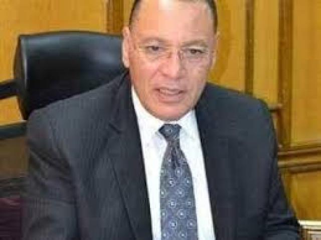 الدكتور ممدوح غراب