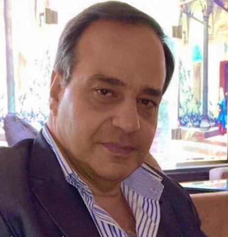 الكاتب الصحفى هشام شاهين