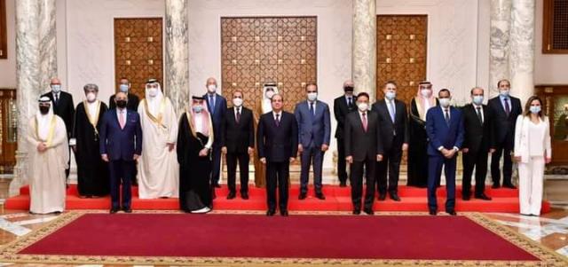 الرييس خلال استقباله وزراء الإعلام العرب