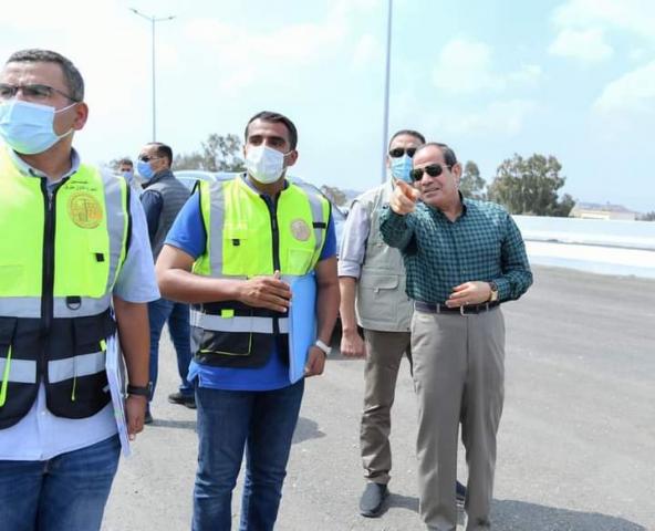 الرئيس يتفقد اعمال الطريق الدائرى