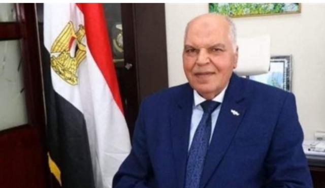 خلف الزناتي نقيب المعلمين
