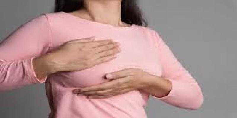 أسباب وعلاج الطفح تحت الثدي عند النساء