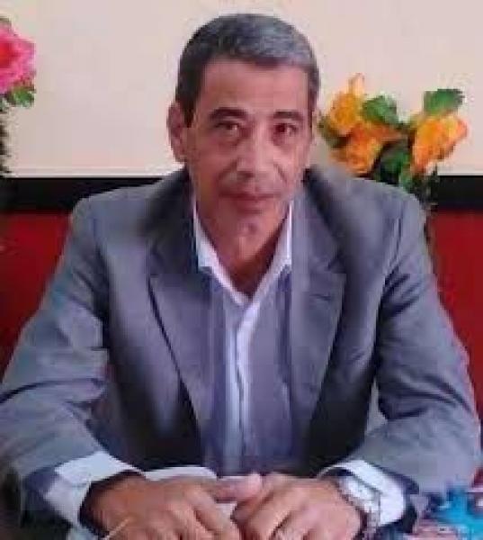 الكاتب طارق محمد حسين