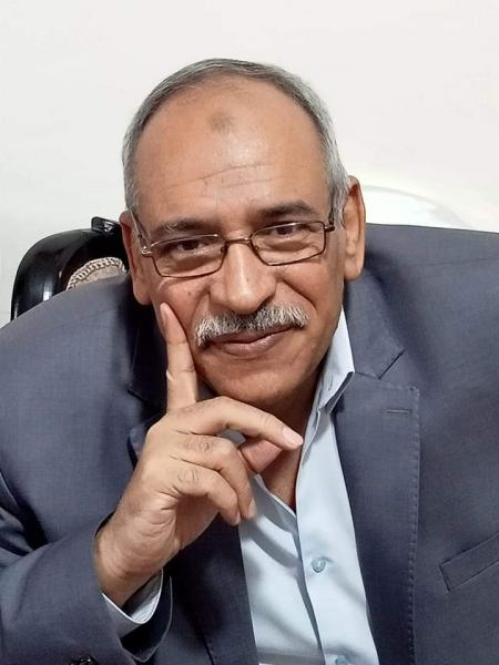 الدكتور عادل القليعي 