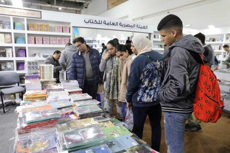 17521 مبيعات هيئة الكتاب في أول أيام معرض القاهرة الدولي
