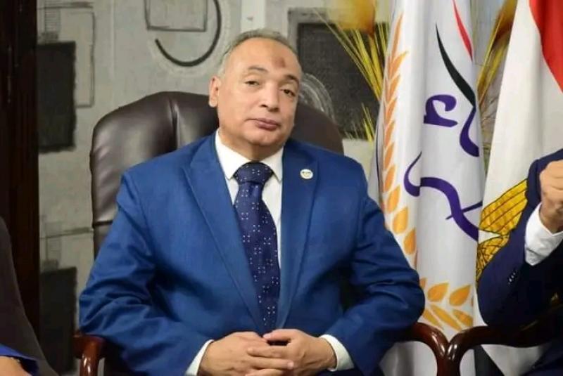 الكاتب الصحفي طارق درويش
