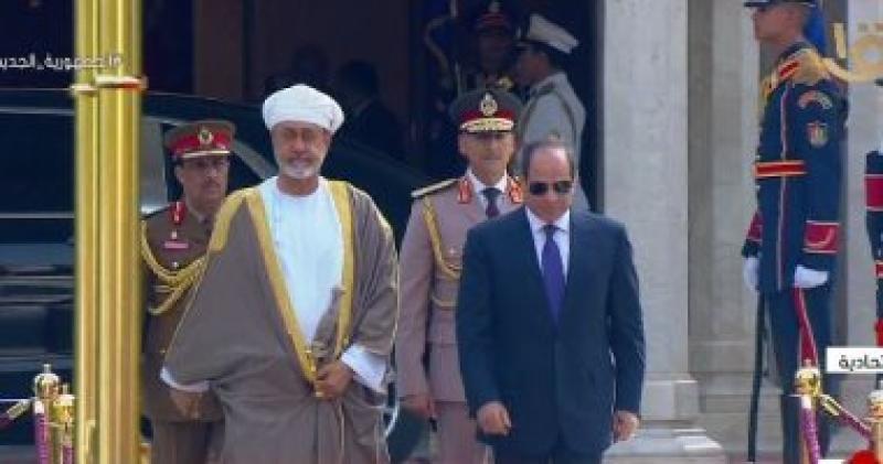 الرئيس السيسي مع سلطان عمان