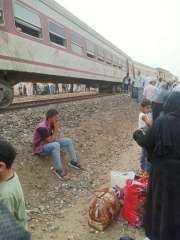خروج عربيتين من القطار القادم من بورسعيد إلى الإسكندرية من على القضبان بالكيلو 14بالإسماعيلية دون خسائر بشرية