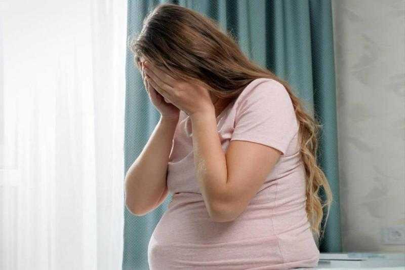 اسباب اكتئاب الحمل والولادة