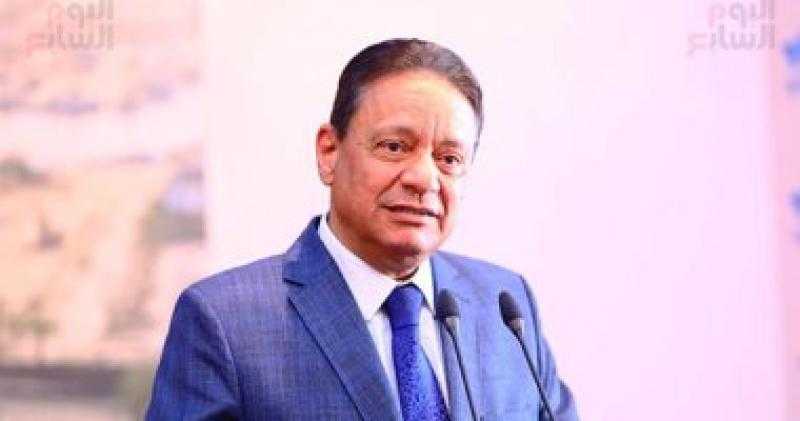 كرم جبر: لا يوجد أى تضييق على وسائل الإعلام ونحرص على حرية الصحافة والإعلام