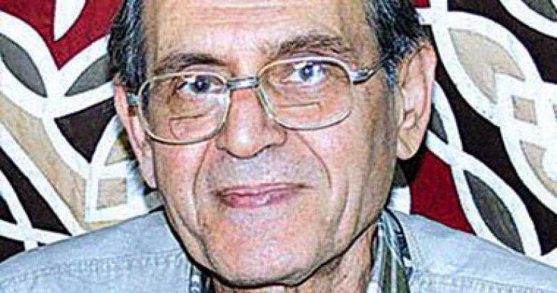 وزيرة الثقافة تنعى عز الدين نجيب: مصر فقدت فنانًا وأديبًا وناقدًا من طراز فريد