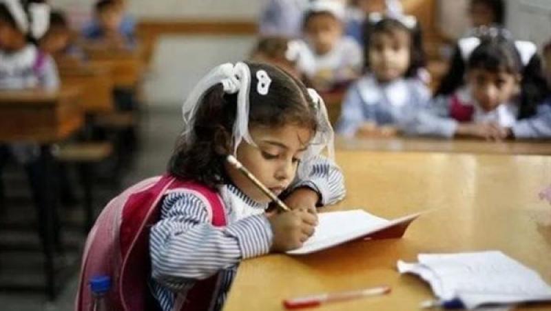 تعليم طلاب المدارس