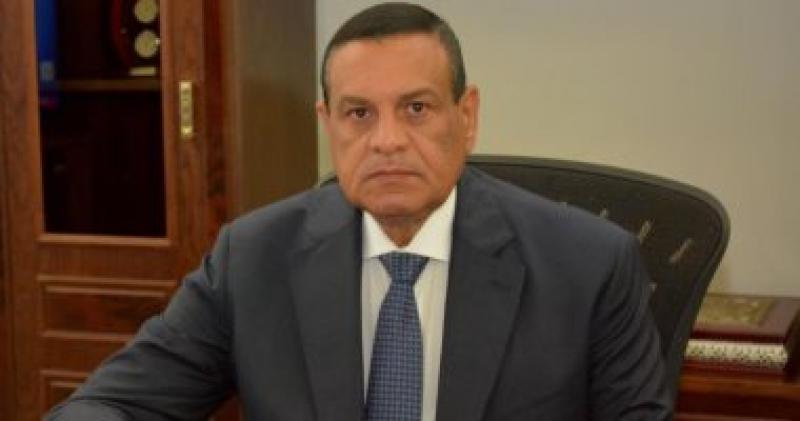 اللواء هشام آمنة وزير التنمية المحلية