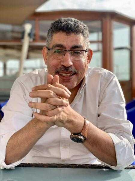 الكاتب الصحفي الكبير حمادة إمام