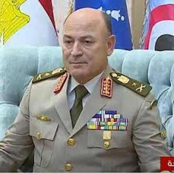 الفريق أسامة عسكر يشهد مشروع مراكز قيادة خارجى ذو مستويين بالجيش الثانى الميدانى