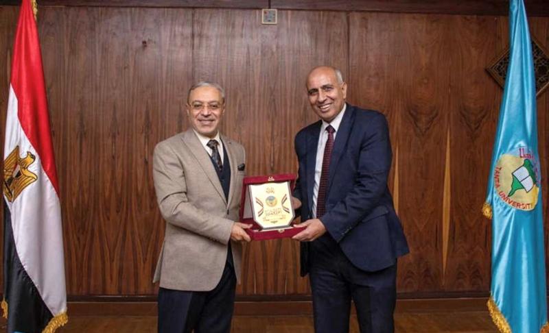الدكتور محمود ذكى والدكتور عبدالنبى قابيل