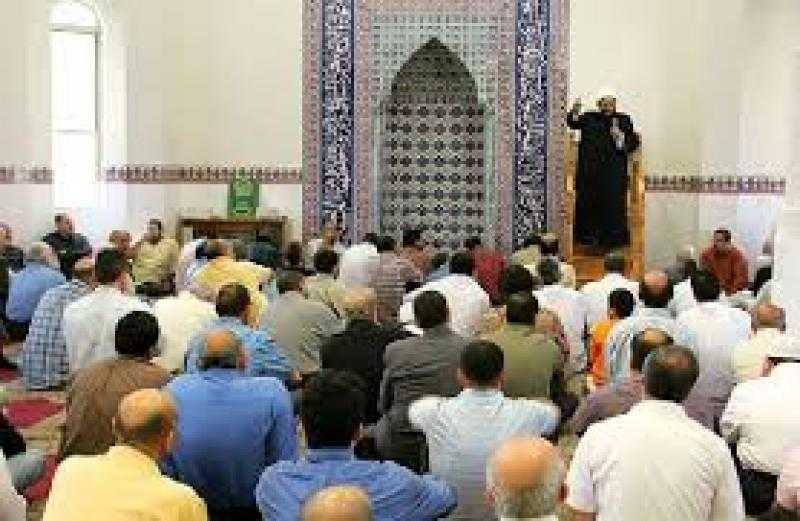 موضوع خطبة الجمعة اليوم.. الأبعاد الإنسانية ومخاطر تجاهلها