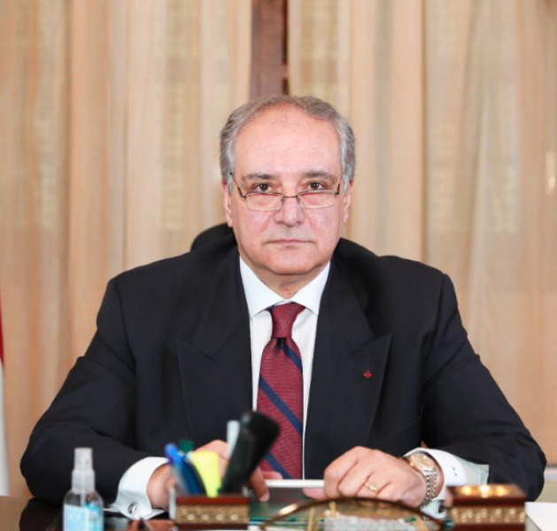 السفير أحمد فاروق