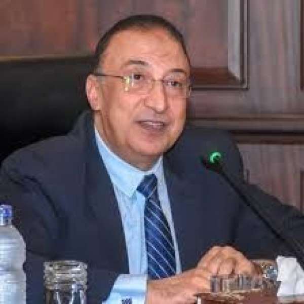 اللواء محمد الشريف محافظ الإسكندرية