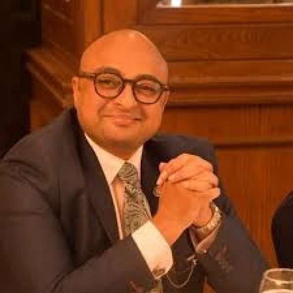دكتور إسلام قناوى