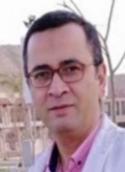 الكاتب الكبير محمد خليفة