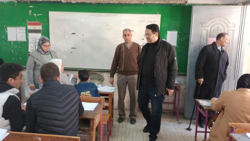 ناصر حسن بتابع لجنة تظلمات الشهادة الاعدادية