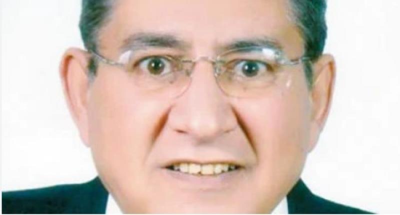  ممدوح يوسف منتج مسلسل الحاج متولي بمسجد السيدة نفيسة