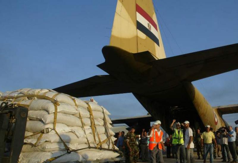 مصر تشارك الامارات والاردن وقطر وفرنسا بإنزال جوى للمساعدا فى غزة