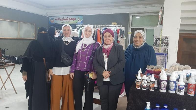 إفتتاح معرض المشروعات الصغيرة بعلوم طنطا
