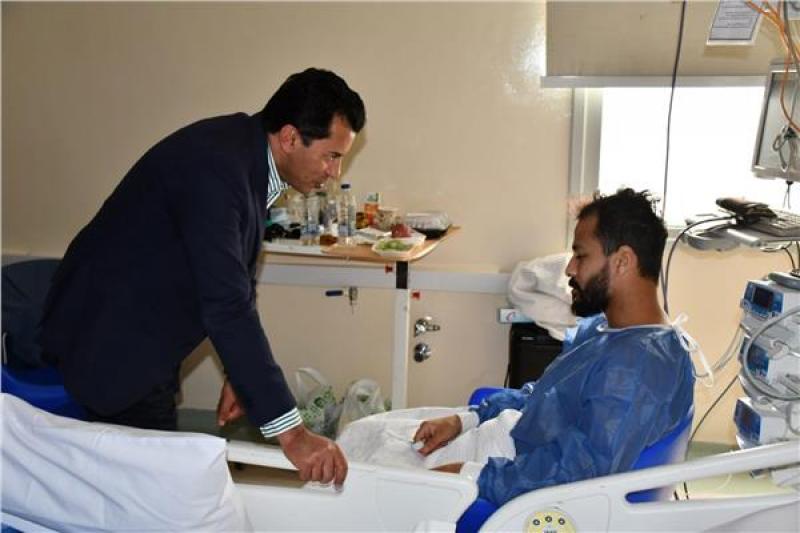 أشرف صبحي مع أحمد رفعت