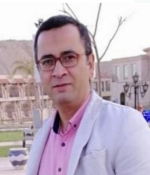 الباحث محمد خليفة