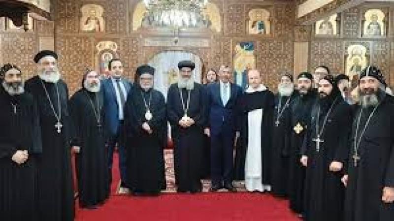 الاحتفال يوم الصداقة