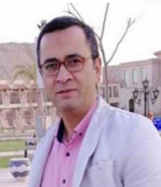 الباحث محمد خليفة