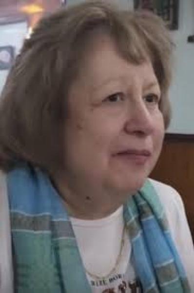 الفنانة سمية الألفي
