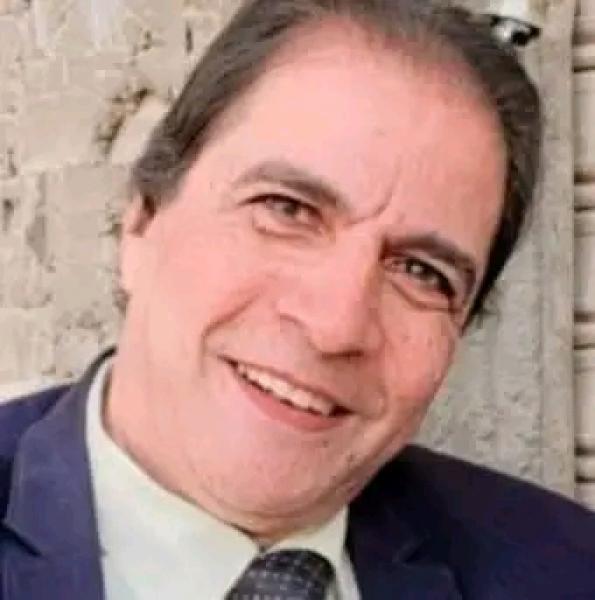الكاتب الصحفي عبدالنبي عبدالستار