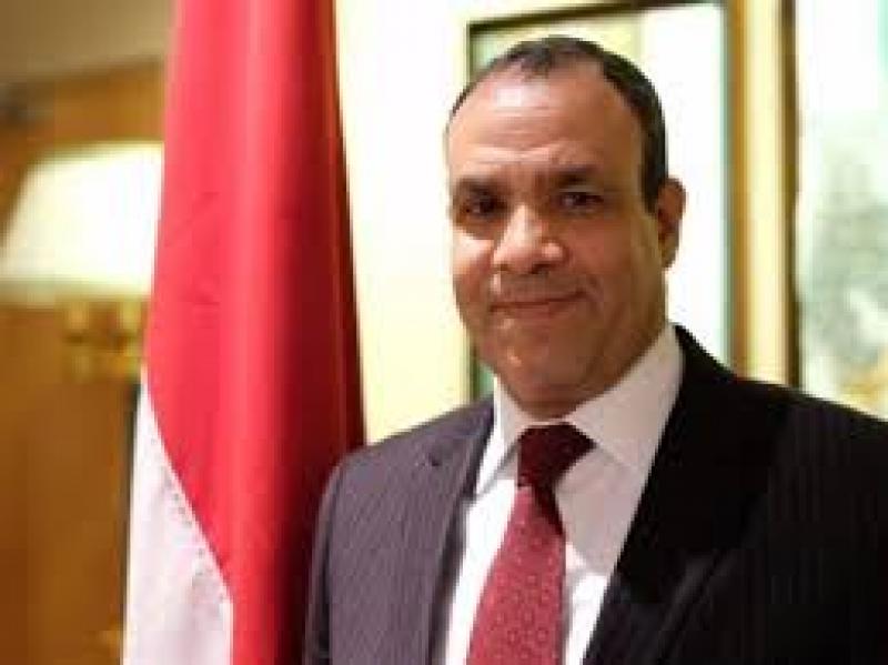 الدكتور بدر عبدالعاطي