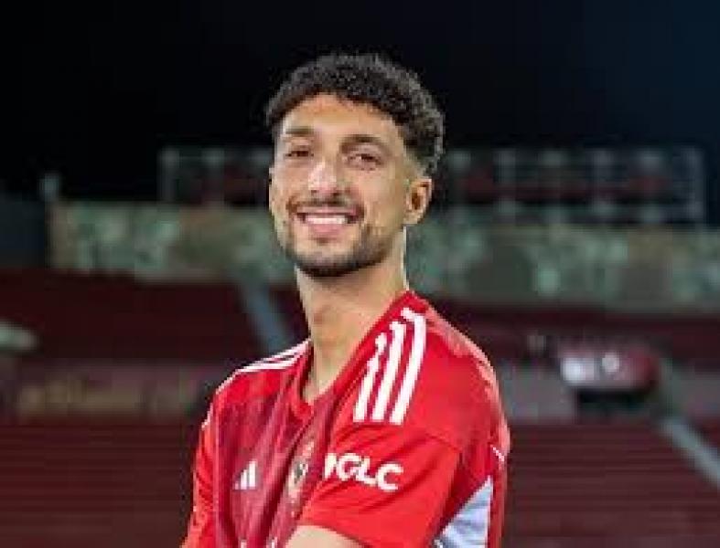 وسام أبو علي مهاجم الأهلي