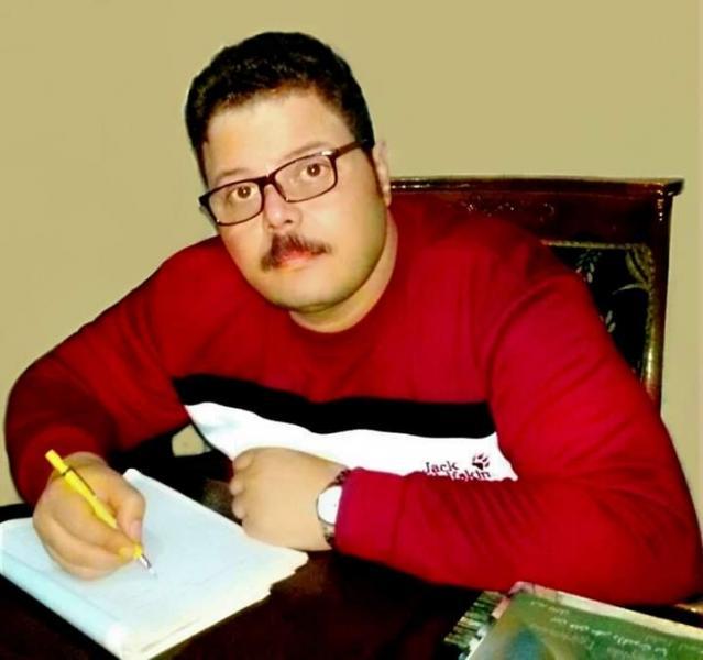 الكاتب الصحفي الكبير الحسين عبدالرازق: