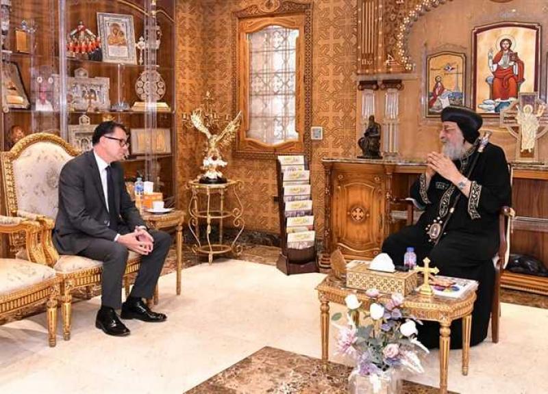 البابا تواضروس يستقبل السفير المصري الجديد بالنمسا
