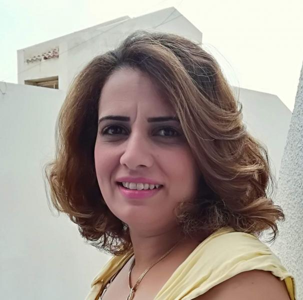 الكاتبة الكبيرة هند منصور