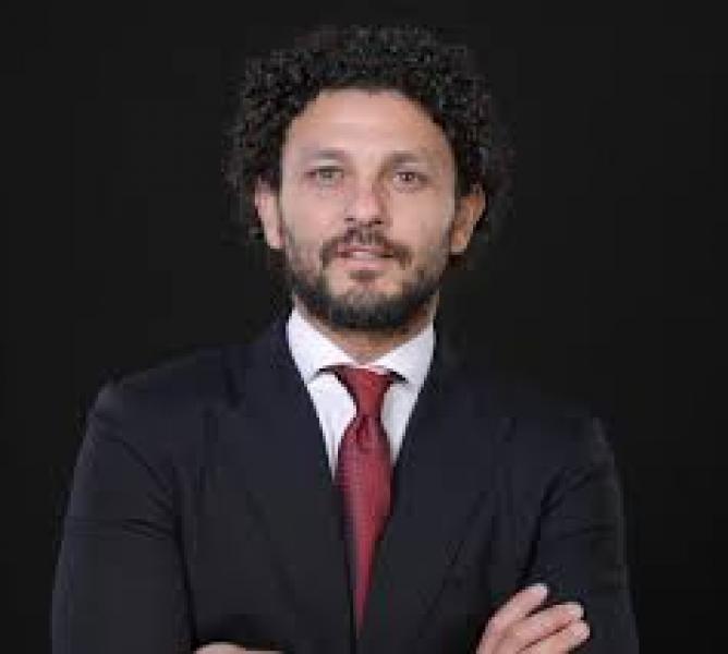 حسام غالى